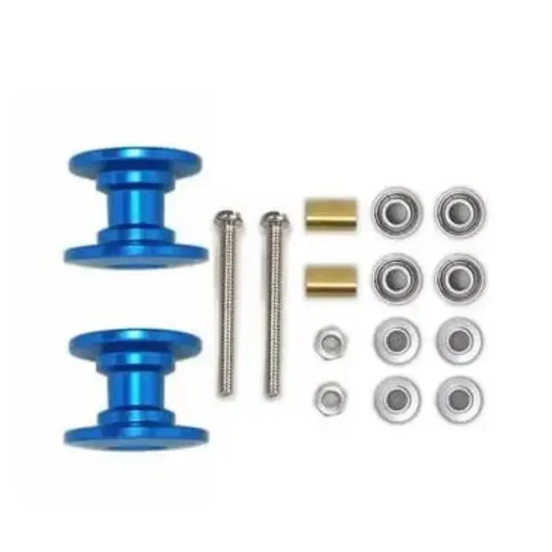 قطعتان من بكرات التوجيه المزدو - مراجعة Tamiya Model Mini 4Wd وسعره